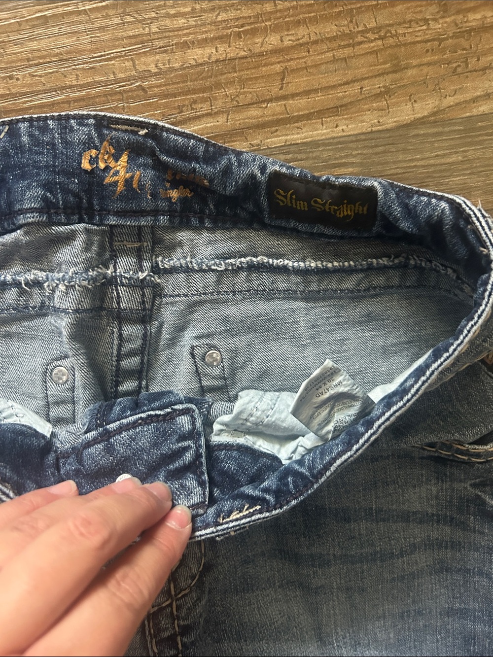 Slim Straight Men’s Jeans in Medium Blue - Picture 2 of 6